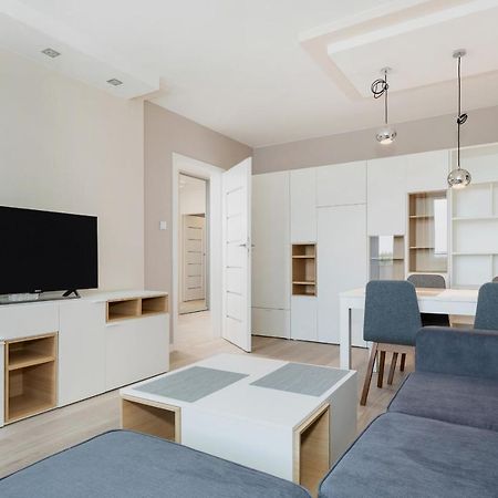 Apartament Z Widokiem Na Port Swinoujscie By Noclegi Renters Екстериор снимка