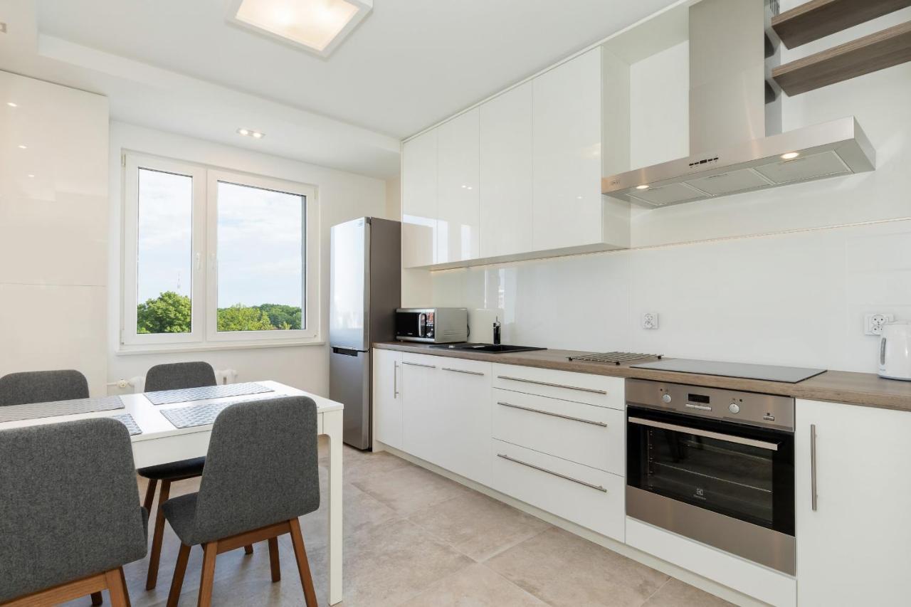 Apartament Z Widokiem Na Port Swinoujscie By Noclegi Renters Екстериор снимка